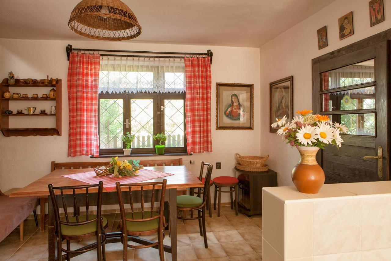 Prazdninovy Dom Eliska*** Villa Rajecka Lesna ภายนอก รูปภาพ
