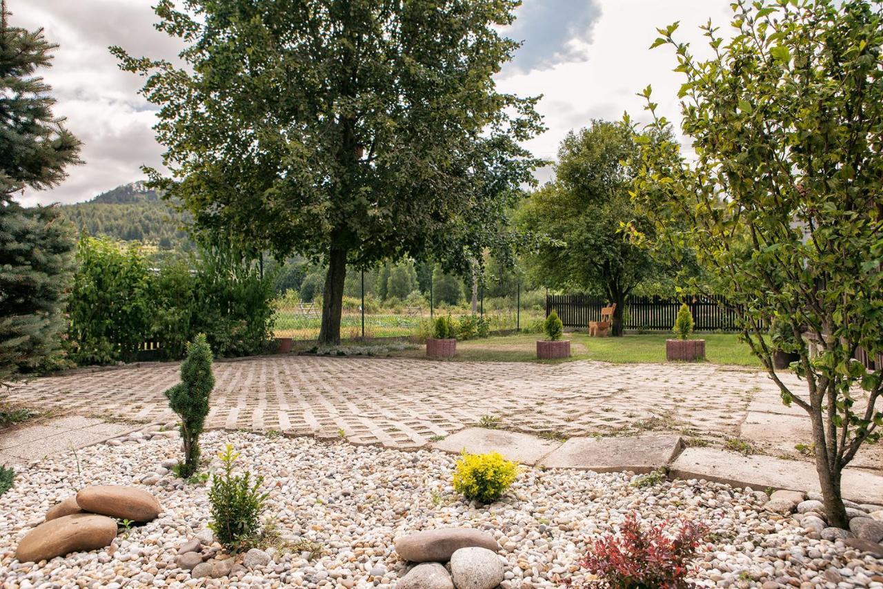 Prazdninovy Dom Eliska*** Villa Rajecka Lesna ภายนอก รูปภาพ